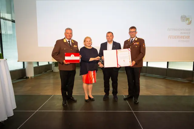 Große Auszeichnung für den Bezirk Mistelbach: Die Feuerschutz Bayer GmbH wurde als „feuerwehrfreundlicher Arbeitgeber 2026“ geehrt. | Foto: ÖBFV