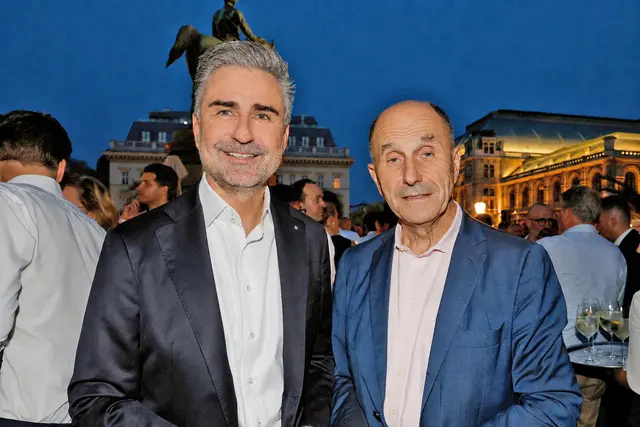RLB OÖ-Vorstand Gerald Aichhorn, Salinen Austria-Vorstandsvorsitzender Peter Untersperger | Foto: RLB OÖ