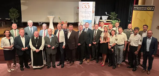 Viele Fest- und Ehrengäste sind der Einladung der Raiffeisenbank Region Waldviertel Mitte in den Zwettler Stadtsaal gefolgt. | Foto: Bernhard Schabauer