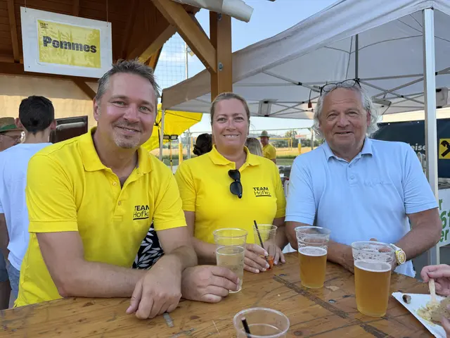 Bürgermeister Markus Hofko gemeinsam mit Ortsbäurin Michaela Spachinger und Wolfgang Stanek | Foto: Team Hofko