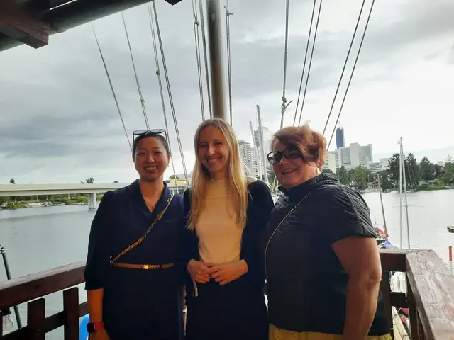 Jing Hu, NEOS Landtagsabgeordnete Wien, Ines Holzegger, NEOS Nationalratsabgeorndete und 
Cornelia Pfeiffer-Janisch, Gemeinderätin NEOS Groß-Enzersdorf und Mitglied des UNOS Bundesvorstandes gut gelaunt beim Sommerfest. | Foto: NEOS