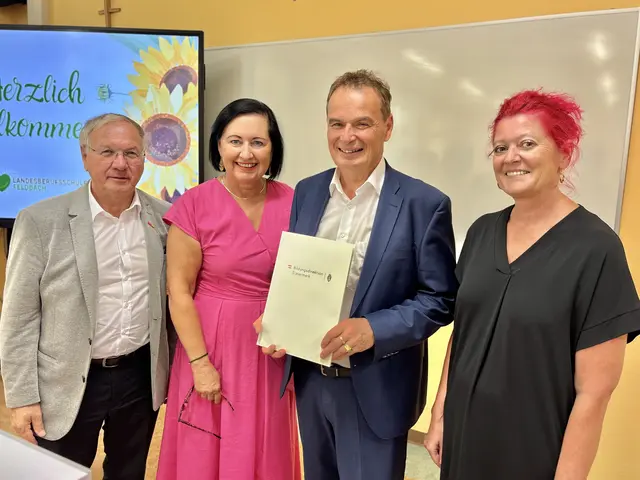 Bgm. Josef Ober, Bildungsdirektorin Elisabeth Meixner, Direktor Franz Winkler und Schulqualitätsmanagerin Martina Adanitsch-Jakopeh | Foto: MeinBezirk/Gerda Sammer-Schmidt