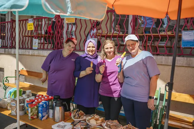 Für Snacks war gesorgt. | Foto: Stadt Wien/Marie Schrentewein