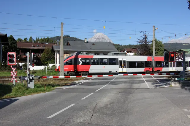 In Tirol kam es seit 2025 zu keinen Unfällen mehr an Eisenbahnkreuzungen. | Foto: ÖBB/Kapferer