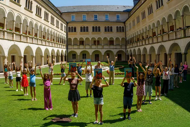 Mit viel Herzblut kreierten die Schüler ein kleines Meisterwerk. | Foto: Daniel Schöffmann