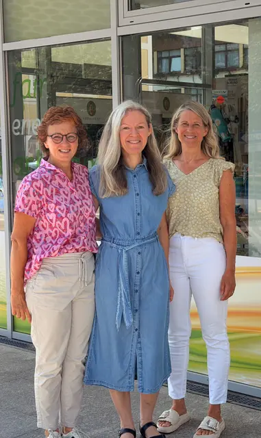 Das bewährte Fachpersonal in St. Johann freut sich auf Ihren Besuch in der neugestalteten Filiale. Von links nach rechts: Margit Hettegger, Filialleiterin Claudia Bamberger und Andrea Reichholf | Foto: reformstark