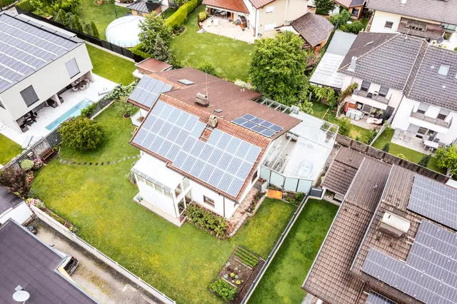 Produkte regional zu kaufen ist mittlerweile wieder zum Trend geworden. Beim Strom ist das auch möglich. | Foto: Energieagentur Tirol/punkt.agency