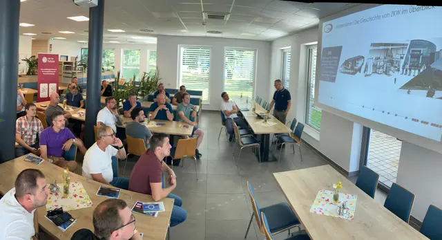 Ausgebuchter sechster Instandhaltungs-Circle NÖ bei ZKW Lichtsysteme GmbH bot spannende Einblicke in moderne Instandhaltung und innovative Fertigungstechnologien
 | Foto: beta campus