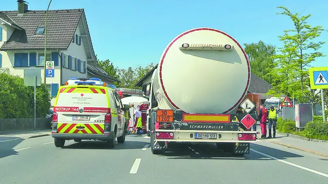 Nach zuletzt schweren Unfällen fordert Lustenau einen raschen Sicherheitsgipfel für die L203. | Foto: Maurice Shourot