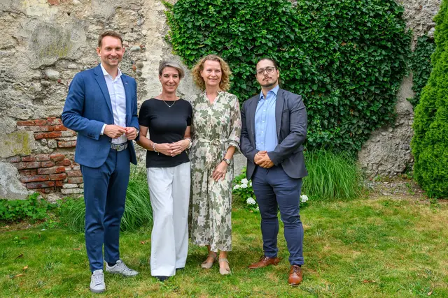 WKO-Bezirksstellenobmann Jürgen Kapeller, Bezirksvorsitzende von Frau in der Wirtschaft Marion Kullmann, WKO�Bezirksstellenleiterin 
 Andrea Danda-Bäck und neuer Bezirksvorsitzender der Junge Wirtschaft Marcel Billinger. | Foto: WKO Linz-Land/cityfoto