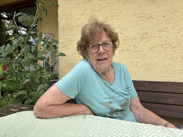 Elisabeth Graschitz engagiert sich seit vielen Jahren als Messnerin der Pfarrkirche Rosegg und als Obfrau des Seniorenbundes für das Gemeindeleben. | Foto: MeinBezirk.at/Michaela Erlacher