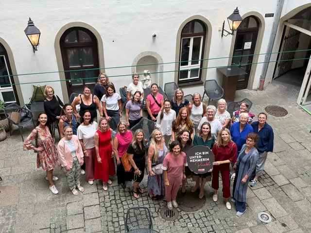 Zahlreiche Unternehmerinnen nutzten die Gelegenheit, außergewöhnliche Betriebe im Herzen der Landeshauptstadt zu besichtigen. | Foto: WKOÖ