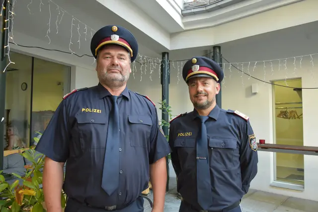 Mattersburger Polizeikommandant Gerhard Kallinger mit Stellvertreter Tobias Wurm | Foto: Julia Lirsch/MeinBezirk