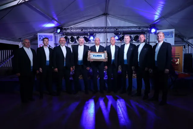 Die Klapa DIČAKI feierte zehn Jahre mit Freunden in Schandorf. | Foto: Tereza Grandić