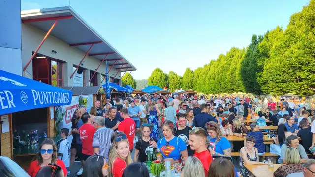 Samstag pilgern die Massen wieder zum Strawanzen nach Gössendorf. | Foto: FF Gössendorf/Ulrich
