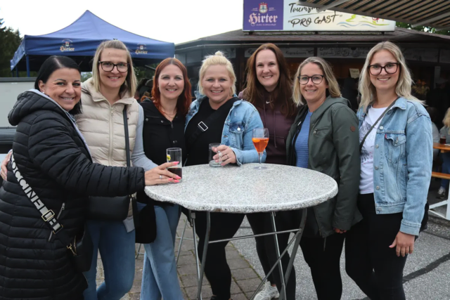Seit 40 Jahren ist der Faaker Bauernmarkt in der Gemeinde verankert und lädt zum Schlemmen und Genießen ein. | Foto: MeinBezirk.at/Chiara Kresse