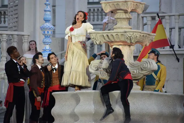 Der Wiener Opernsommer kehrte mit Georges Bizets ‚Carmen‘ zurück. | Foto: Patricia Hillinger/MeinBezirk