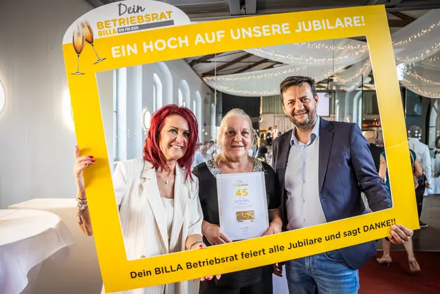 Lucia Hell aus dem 23. Wiener Gemeindebezirk ist seit 45 Jahren Teil von Billa. | Foto: Billa AG/Andreas Mueller
