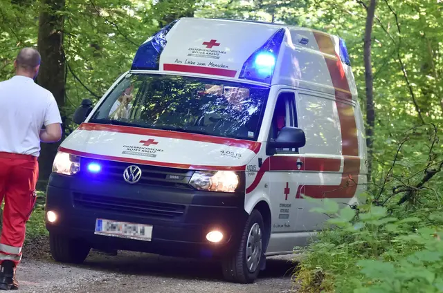 Ein 29-jähriger Motorradfahrer kam bei einem Unfall auf der Großalmstraße bei Steinbach am Attersee ums Leben. | Foto: PantherMedia / Spitzi