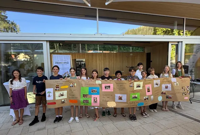 Mit einer selbstgestalteten Präsentation blickten die Kinder auf ihre persönlichen Highlights ihrer Amtszeit zurück. | Foto: Stadtgemeinde Frohnleiten