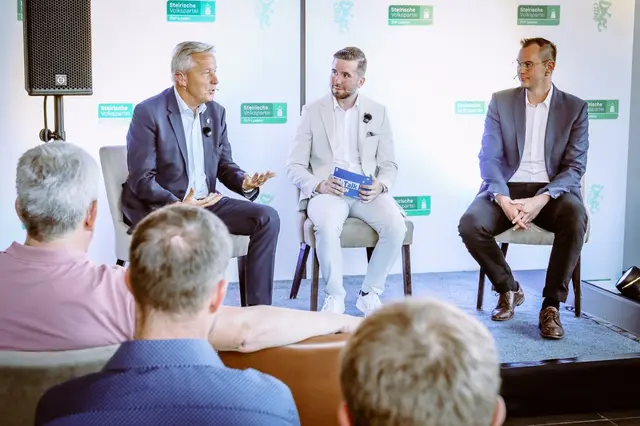 Reinhold Lopatka, Simon Bäck und Reinhard Lerchbammer beim EU-Talk in Leoben. | Foto: Russold