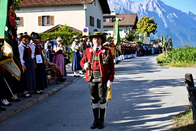Vietelkommandant Major Thomas Zangerl führte das Gesamtkommando beim Festakt. | Foto: Hassl