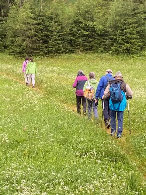 Auch das gibt's im KOHR-Café von TAURISKA. Der Weg ist das Ziel. In unserer hektischen Zeit wird es immer wichtiger, innezuhalten, abzuschalten und zur Besinnung zu kommen. Sich bewusst zu machen, was man alles mit sich herumträgt – und was man endlich loslassen möchte. | Foto: TAURISKA