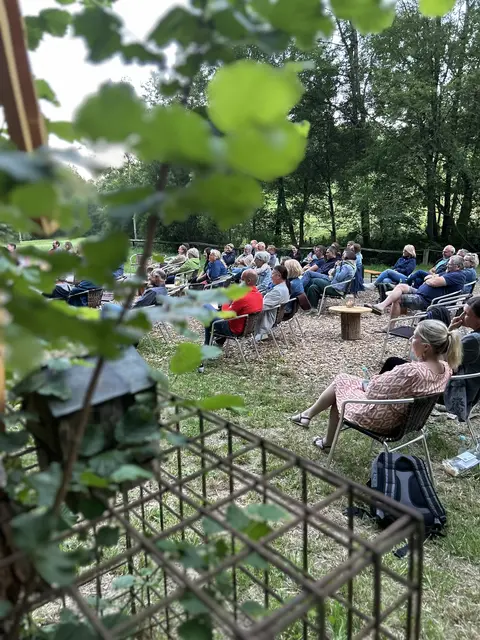 Unterhaltsamer Abend mit Romeo Kaltenbrunner. | Foto: Josef Lumetsberger
