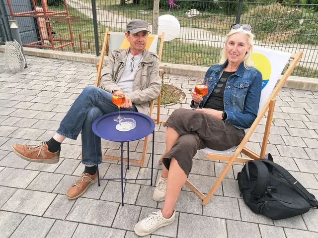 Zwar nicht in Pink, aber mit guter Laune: Martin Kempf und Sabine Lackner | Foto: Binder