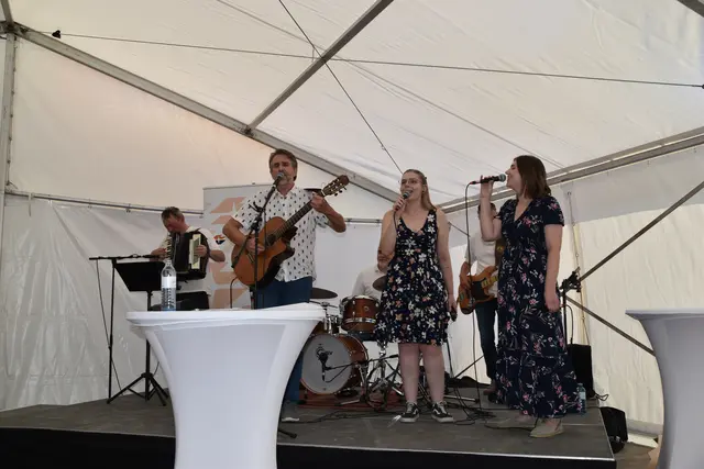 Peter Friesenbichler und Band. | Foto: Mirjam Preineder