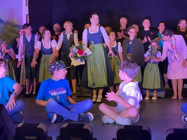 Sarah Fleischhacker in der Hauptrolle als Maria Rainer | Foto: Gesa Buzanich