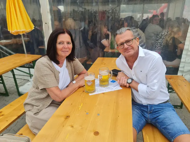 Michael Lind und Daniela Gugerell verbringen den Sommer in Österreich und heben sich ihren Flugurlaub bewusst für die Zeit nach der Hauptsaison auf | Foto: Cornelia Strobl