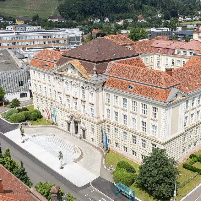 Hauptgebäude der Montanuniversität Leoben. 