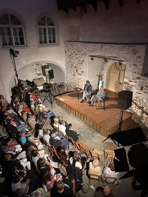Volles Schloss Traismauer | Foto: Klenk