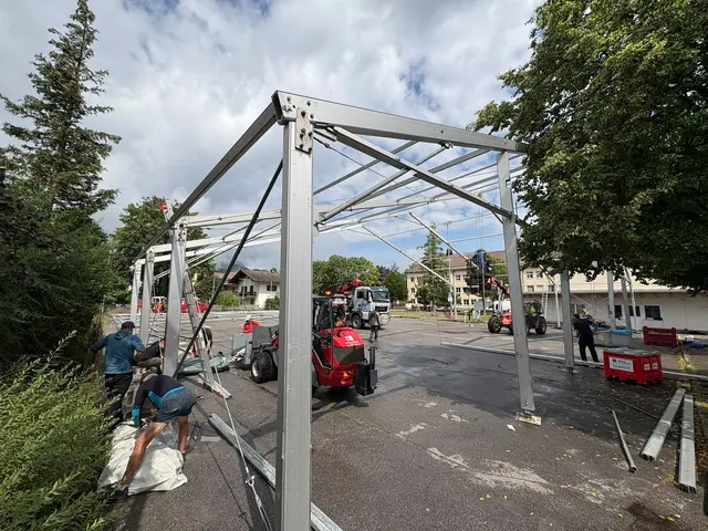 Die Zelte wurden am Wochenende aufgebaut.  | Foto: WK/Winkler