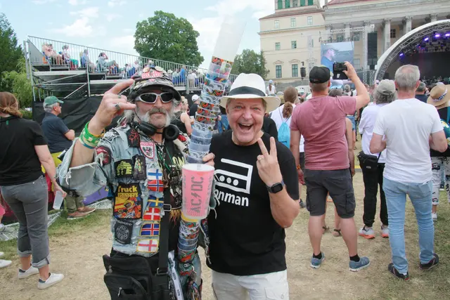 Die Lovely Days im Schlosspark in Eisenstadt sorgten für rockige Festivalstimmung.