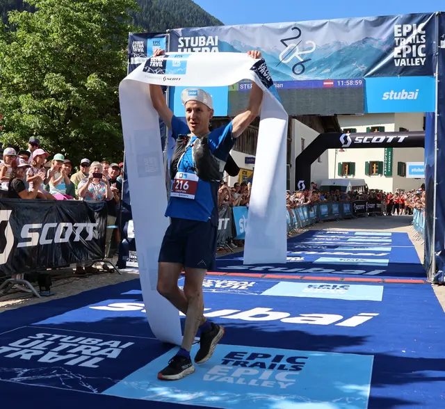 Mit über einer halben Stunde Vorsprung sicherte sich Christian Stern den ersten Sieg beim Stubai 100. Er brauchte für die 101 km und 5.800 Hm nur knapp unter zwölf Stunden. Gratulation! | Foto: TVB Stubai