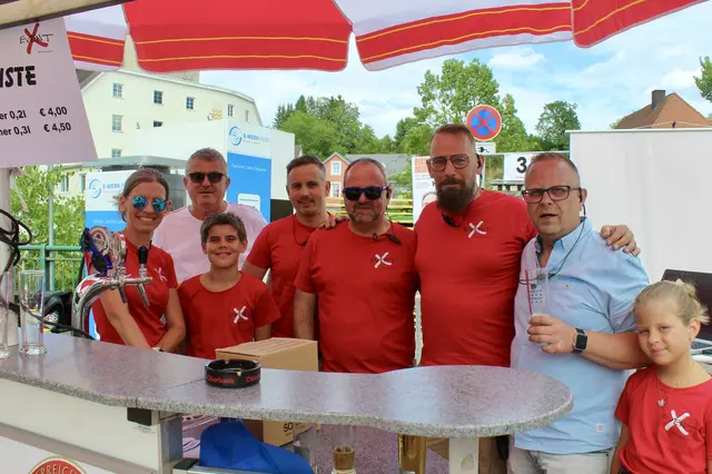 Ein Teil des Teams von X-Event zu Veranstaltungsbeginn | Foto: MeinBezirk Perg/Köck
