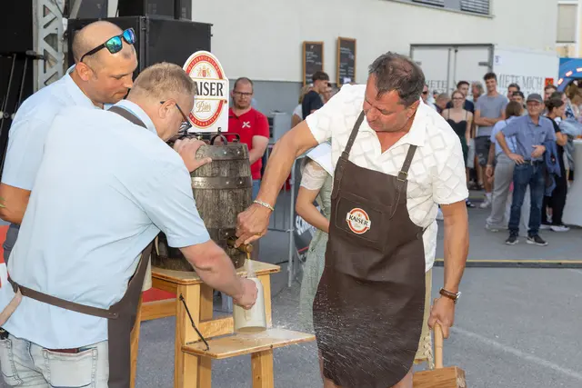 Bieranstich | Foto: gemeindejournal.at / Boris Mitterlehner