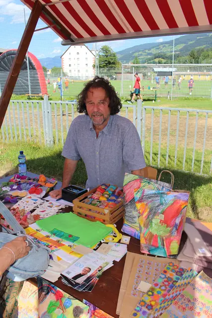 Markus am Stand von W.I.R.