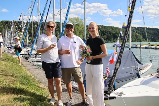 Bootstaufe „Lajolie“: Manuela Eichberger mit Tochter und Taufpatin Marlene.