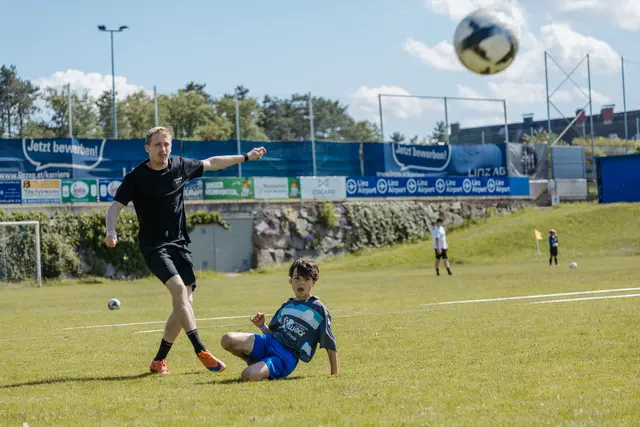 Torschützenkönig Felix Summereder (10 Jahre) im Team von Generation O-Beine. | Foto: MecGreenie