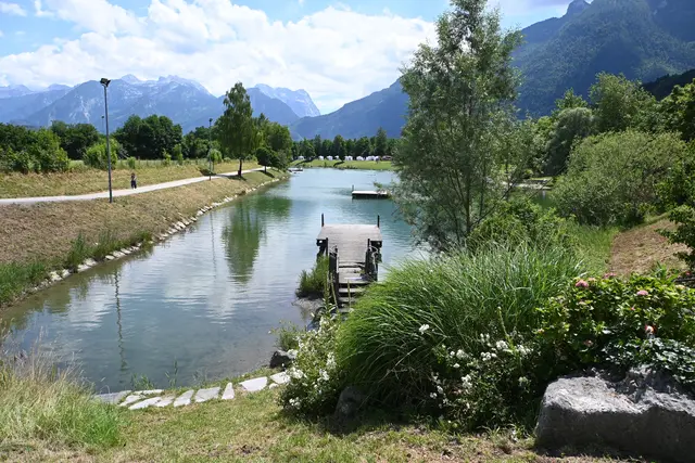 Der schön gelegene Bürgerausee in Kuchl. | Foto: Josef Wind