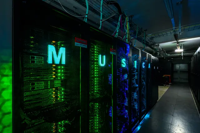 Österreich ist mit dem neuen Hochleistungsrechner MUSICA (Multi-Site Computer Austria) wieder in den Kreis der 100 schnellsten Supercomputer der Welt aufgestiegen. | Foto: TUW/ASC/Matthias Heissler