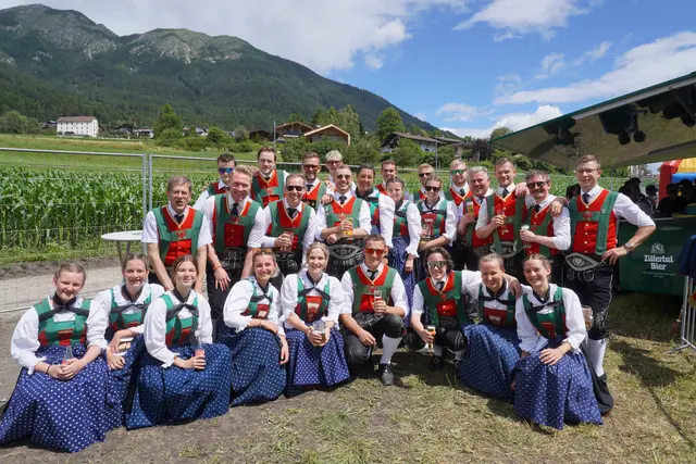 Auch die Musikanten der MK Steinach genossen das tolle Fest. | Foto: Kainz