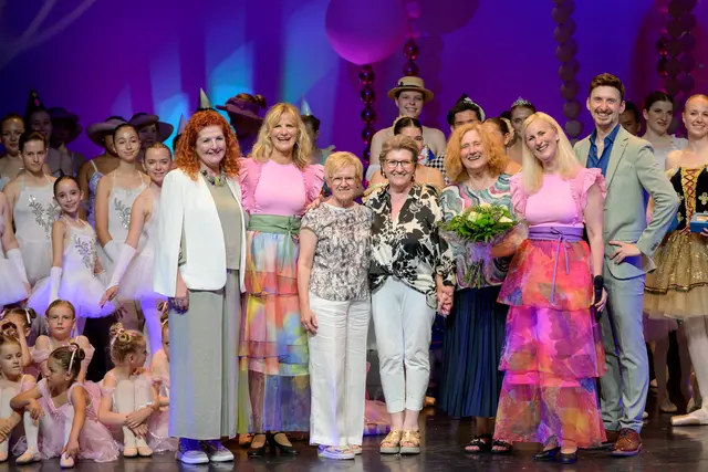 Karin Csitkovics, Ilona Gappmaier-Ortner, Hannelore Handler-Woltran, Erika Buchinger, Christine Isabella Ortner, Angelika Ortner, Alexander Ortner | Foto: René Binder