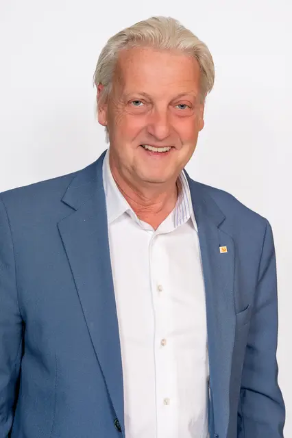 Bürgermeister Alfred Babinsky verteidigt die Gebührenanpassung als notwendige Maßnahme zur Finanzierung der Wasser- und Kanalinfrastruktur. | Foto: Tanja Wagner