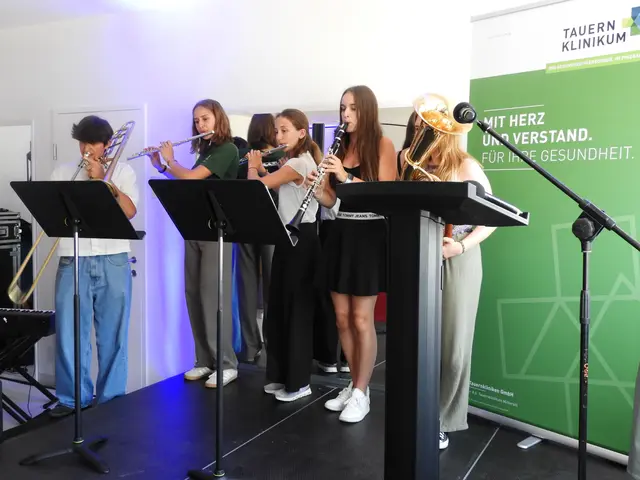 Der Festakt wurde feierlich vom Schulchor des BORG Mittersill musikalisch gestaltet. | Foto: Feyza Adayli