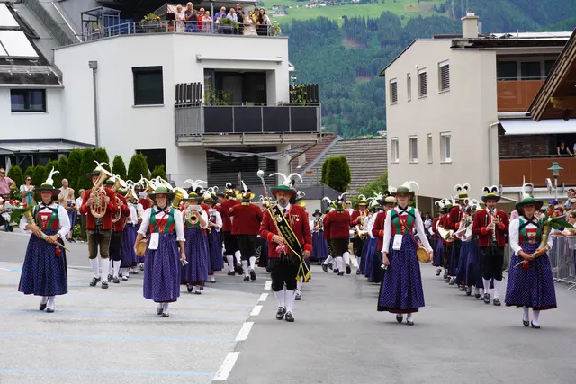 Die punktestärkste Kapelle in der Marschierwertung war die MK Matrei mit Stabführer Gabriel Spielmann | Foto: Kainz