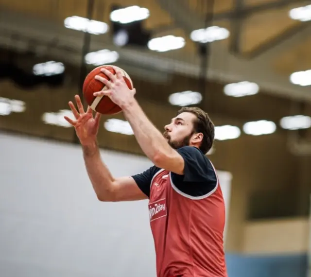 "Back to the roots": Daniel Köppel ist ab sofort wieder ein Bulle. | Foto: Basketball Austria
